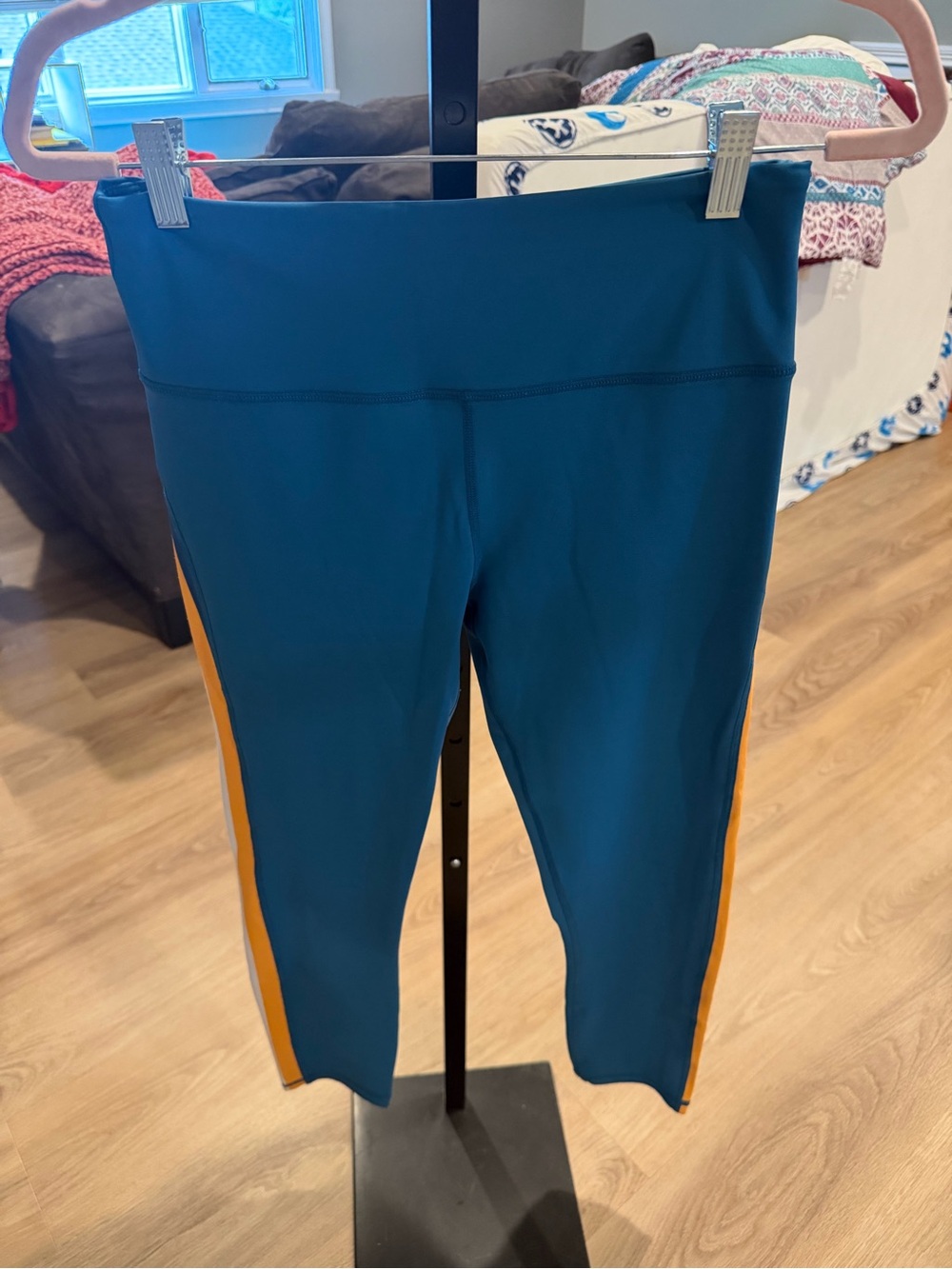 Zyia Women's Teal Leggings with Orange Side Stripe Sz 8-10